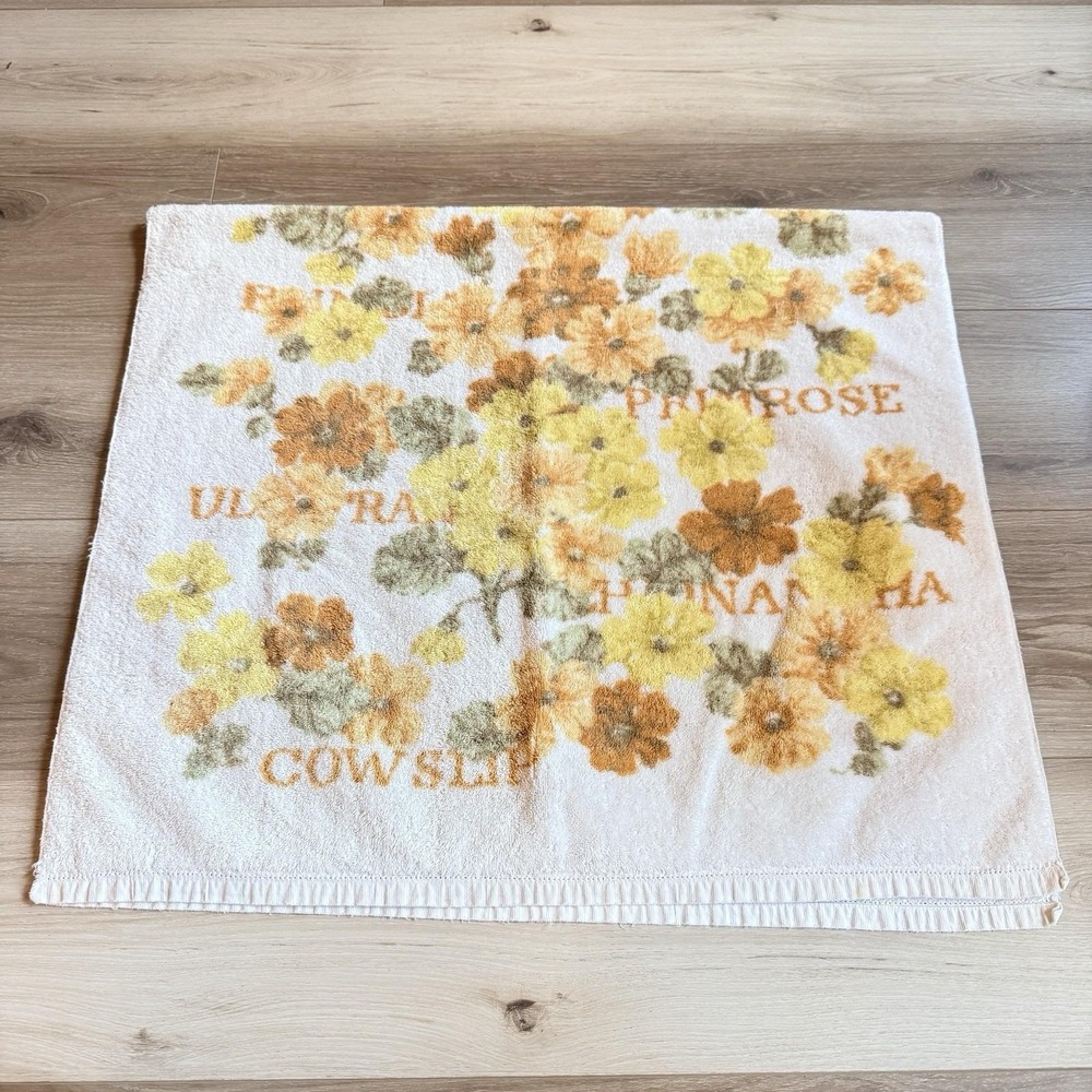 Fieldcrest Royal Velvet Bath Towel Vintage Golden Flowers 70's Cotton Fringe